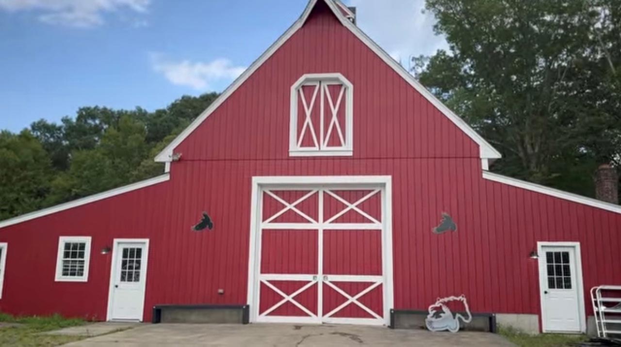 HEALING WITH HOOVES location in Uxbridge, MA